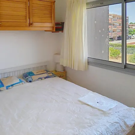 شقة T2 Avec Piscine, Tennis Et Acces Direct, La Faviere - Les Mimosas - Fr-1-610-61 *